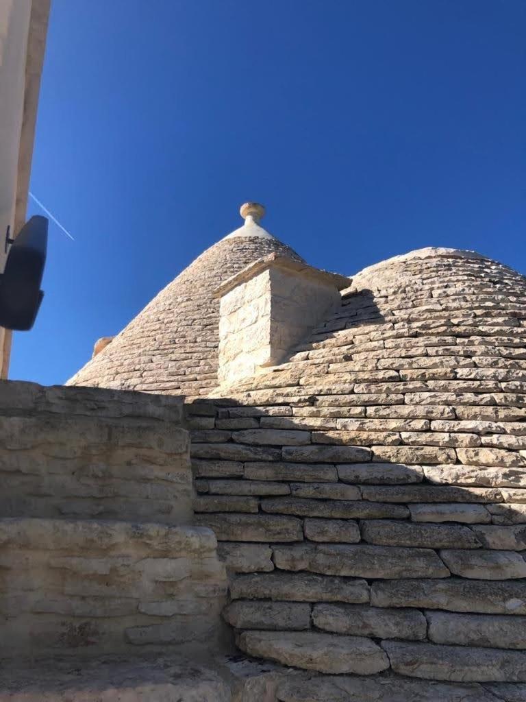 Trullo Dell' Edera Con Piscina Privata Apartment Alberobello Luaran gambar