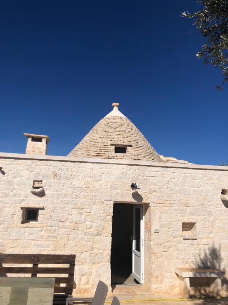 Trullo Dell' Edera Con Piscina Privata Apartment Alberobello Luaran gambar